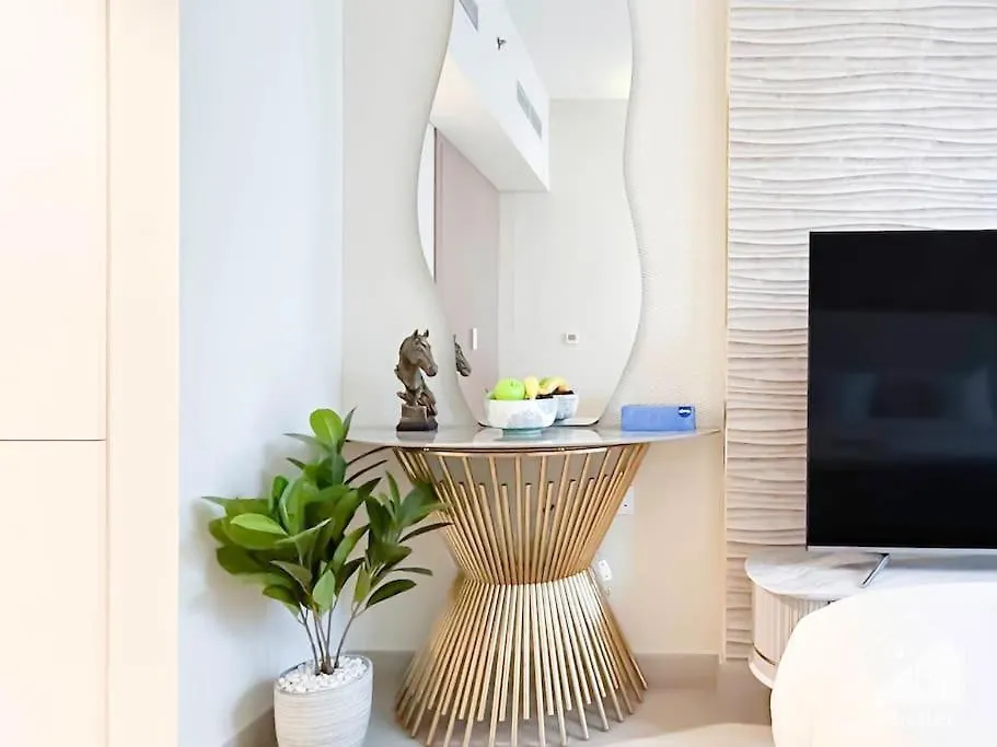 Apartment Sleek Studio In Azizi Riviera With Modern Comforts Dubai