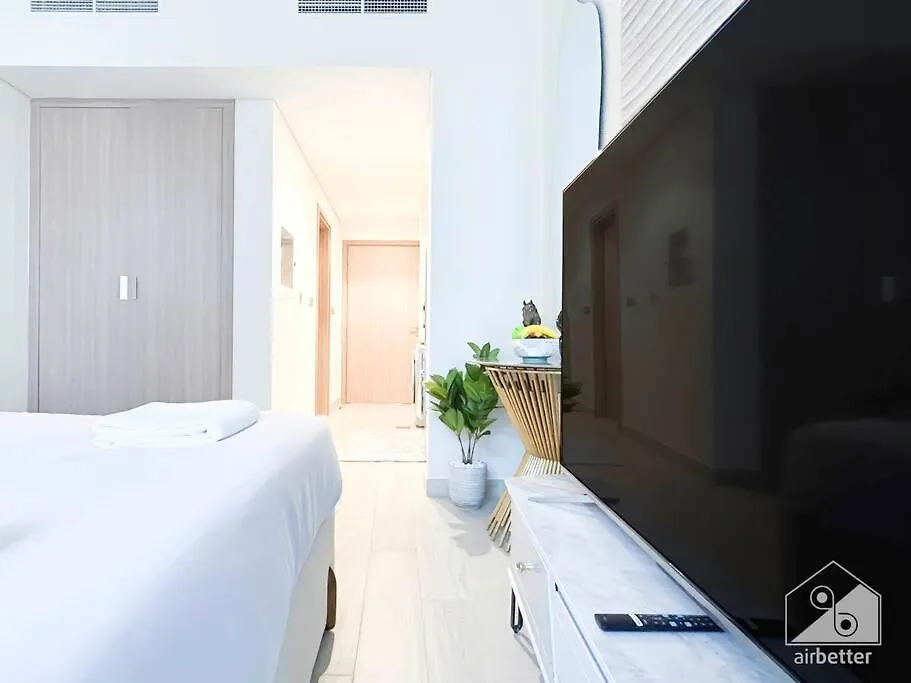 Apartment Sleek Studio In Azizi Riviera With Modern Comforts Dubai